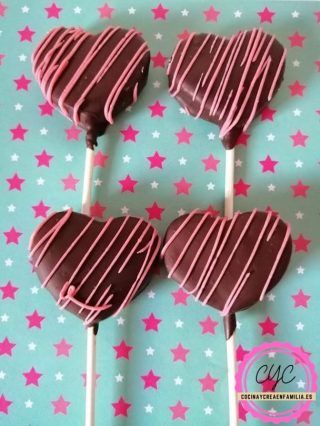 Cake pops en forma de corazón
