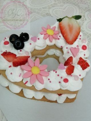 Mini tarta Adikosh de corazón