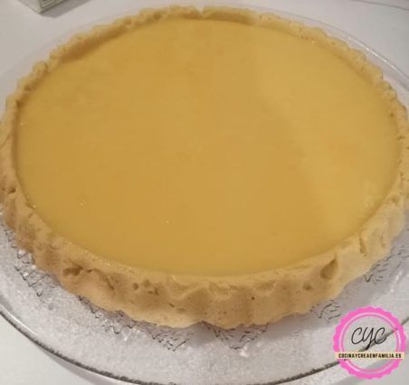 Montando la tarta lemon pie