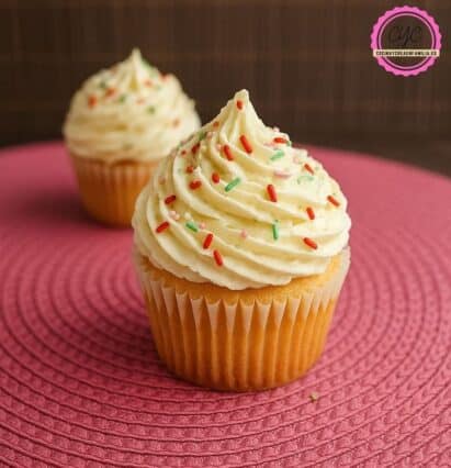 cupcakes de vainilla Receta de cupcakes de vainilla