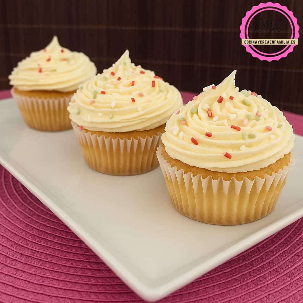 cupcakes de vainilla cupcakes de vainilla