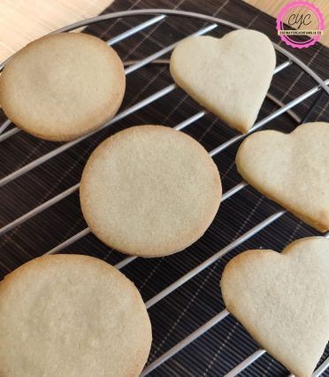 galletas de mantequilla recién horneadas